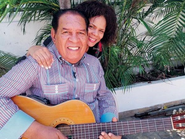 Pondrán a circular el libro “El primer bachatero del mundo” de José Manuel Calderón