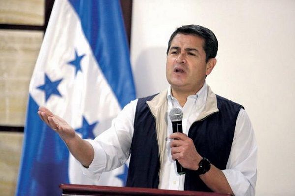 Presidente de Honduras ve venganza en acusación