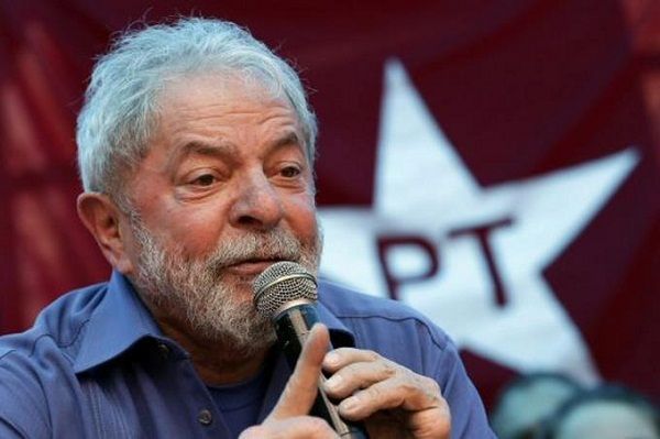 Defensa de Lula pide liberación