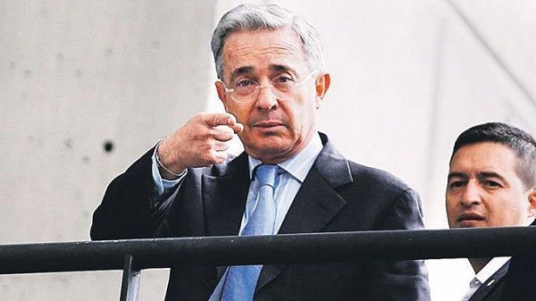 Justicia indagará a Álvaro Uribe