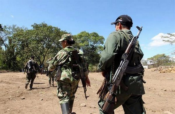 El Gobierno colombiano ofrece 150 millones de pesos de recompensa por información de dos disidentes de las FARC