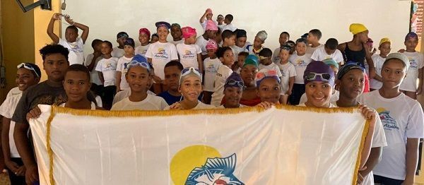 Realizan competencia de natación en Campo Club San Cristóbal