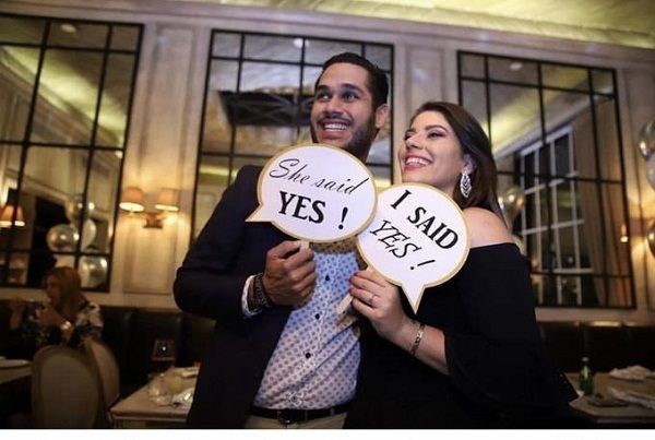 Juan Carlos Pichardo Jr se compromete con su novia