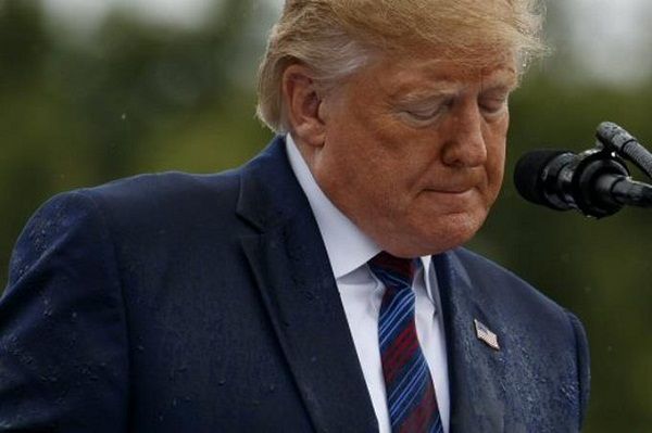 Trump propuso disparar a inmigrantes en las piernas, según The New York Times