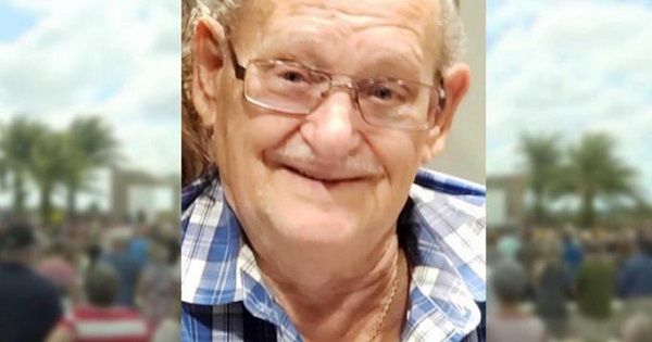 Cuatro mil personas acuden al funeral de un veterano sin familia en EEUU