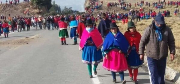 Piden investigar expresiones de odio contra indígenas en Ecuador