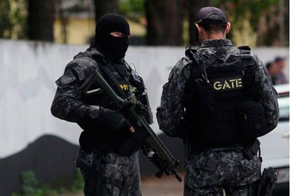 Condenan a 42 policías por colaborar con la mayor banda criminal de Brasil