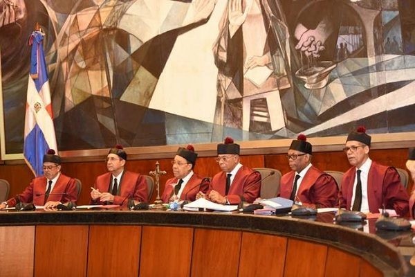 TC es centro de debate sobre leyes prohíben el transfuguismo