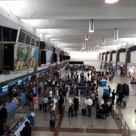 Desde este martes pasajeros deberán presentar prueba PCR negativa para entrar a EEUU