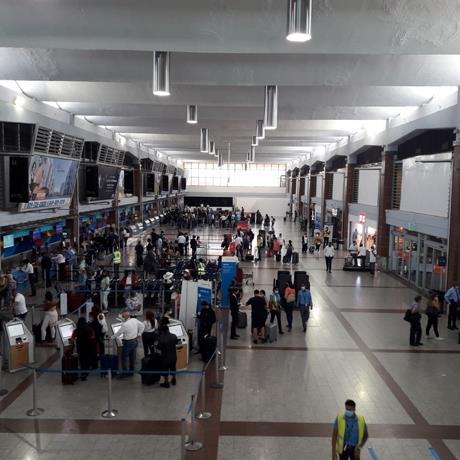 Adelantan viajes para evadir las pruebas PCR