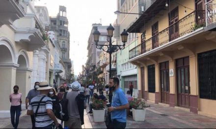 Ciudadanos dicen se sienten «en libertad» con nuevo toque de queda de fin de semana