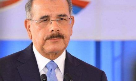 Medina evitó que más de 700,000 cayeran en la pobreza, dice el Gobierno