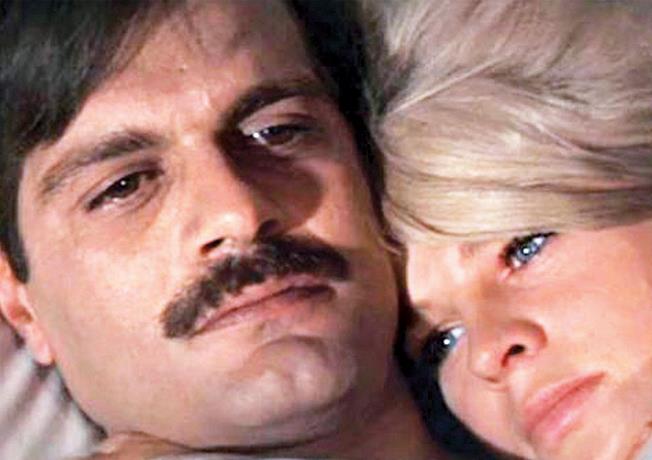 Una gran historia de amor: Una revolución es el telón de fondo