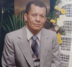 Dan Sepultura Al Reconocido Galeno Nelson Santana.