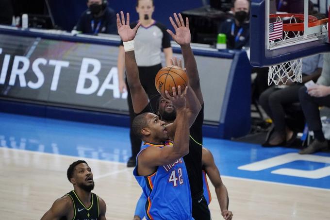 All Horford tuvo su mejor noche de la temporada, con 26 puntos, 8 rebotes y 7 asistencias