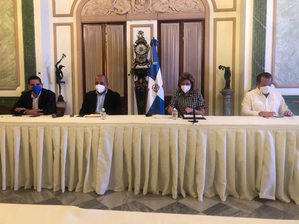 Así serán divididos los grupos de vacunación contra el COVID-19 en el país