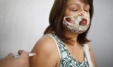 Novavax proveerá 1.100 millones de vacunas a COVAX