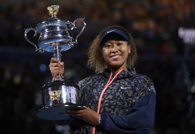 Osaka gana a Brady en Australia, suma 4to cetro Grand Slam