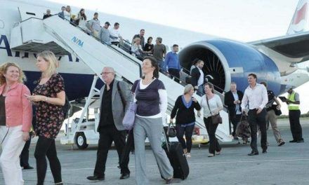Llegada turistas a República Dominicana cae en enero tras 6 meses de recuperación