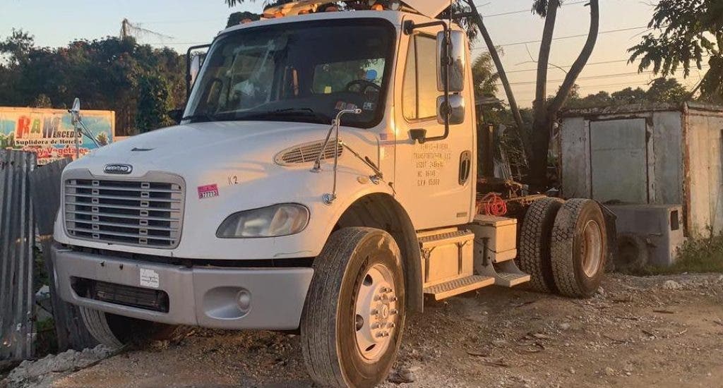 Apresan hombre por alegada compra de camión con cheque sin fondos en Sánchez Ramírez