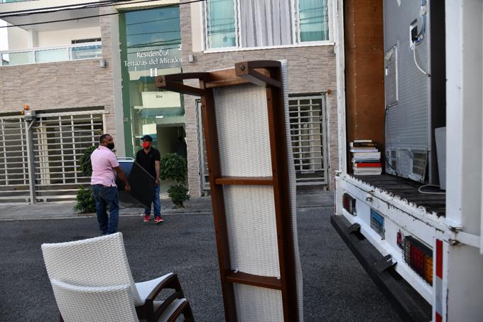 Embargan inmueble a hermano de Cándida Montilla