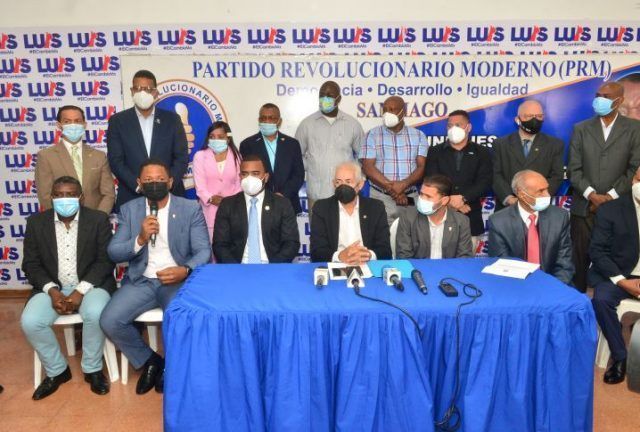 Partido Revolucionario Moderno llama intervenir Ayuntamiento Santiago ante presuntas irregularidades