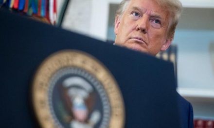 Trump se asoma a segundo «impeachment», un mes después de asalto al Capitolio