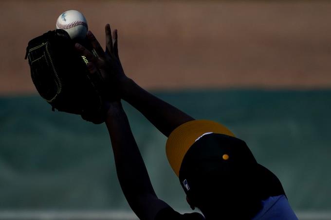 Gary Sánchez pega jonrón, Pujols se va de 2-2, Bieber castigado
