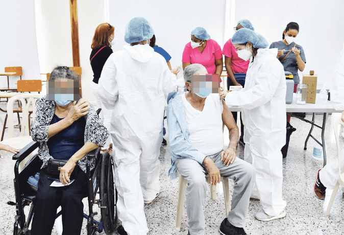 Más de 300 se registran para ensayo vacuna contra Covid