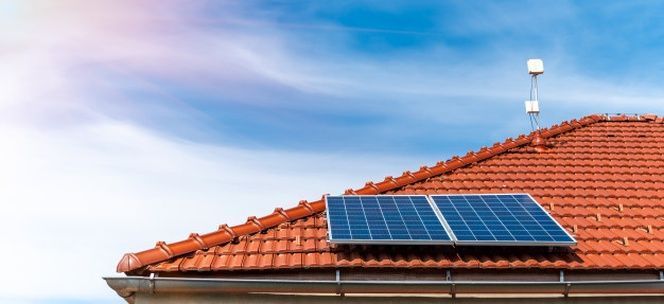 ¿Qué papel juegan las baterías solares en una instalación fotovoltaica?
