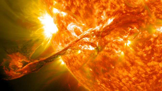 Localizan en el Sol la fuente de unas partículas peligrosas