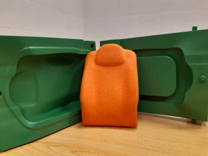 Fabricar por impresión 3D piezas de poliuretano para automóviles