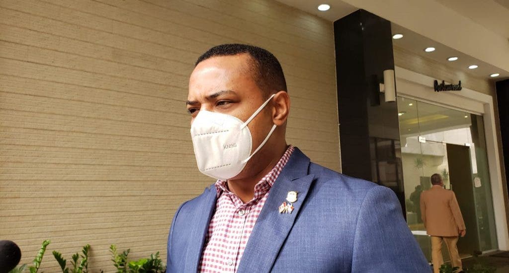 Verja fronteriza sigue causando trifulcas en Congreso: unos creen es desatino, otros ven alivio