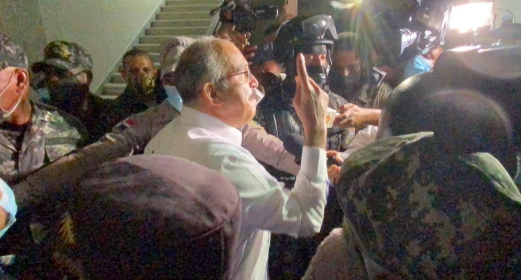 Faña dice justicia está “corrompida”; le dictan dos meses de prisión preventiva