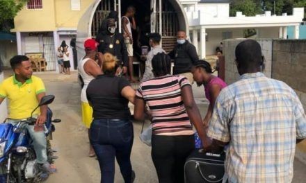 Migración incauta 19 motores, dos autobuses y detienen 224 haitianos indocumentados en Moca y Santiago
