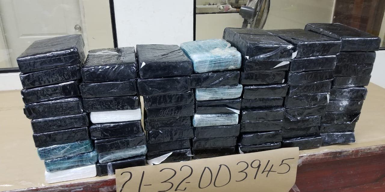 Incautan 60 paquetes de cocaína en puerto Haina traída de Colombia