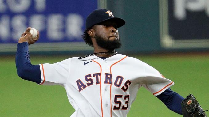 Los Astros tienen a ocho lanzadores en cuarentena