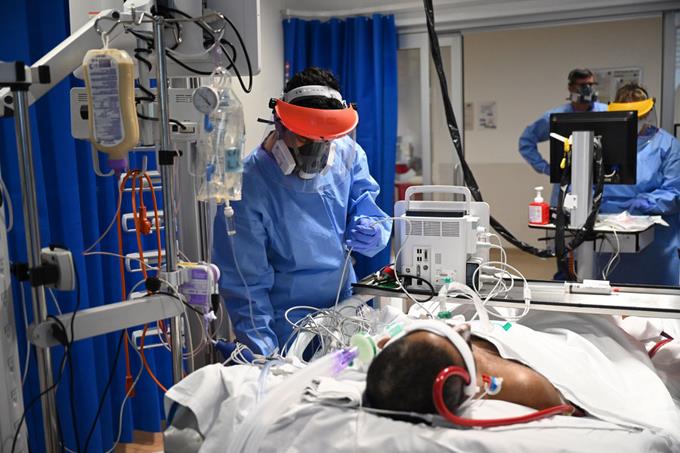 Mitad muertes por Covid ha sido de pacientes vulnerables