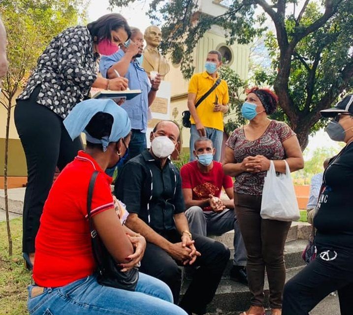 José Montás se lanza a las calles; escuchará reclamos de la gente