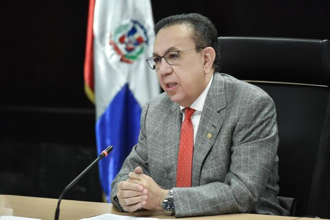 Repunta la economía con 3.3% en primer trimestre de este año