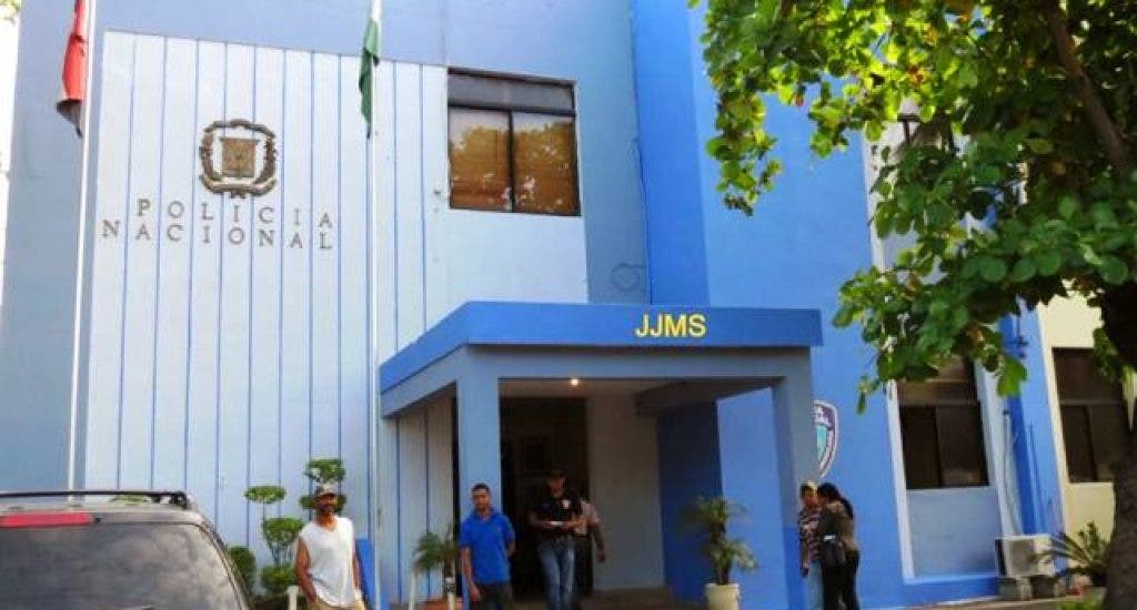 Hombre se debate entre la vida y la muerte en Puerto Plata al recibir pedrada en la cabeza