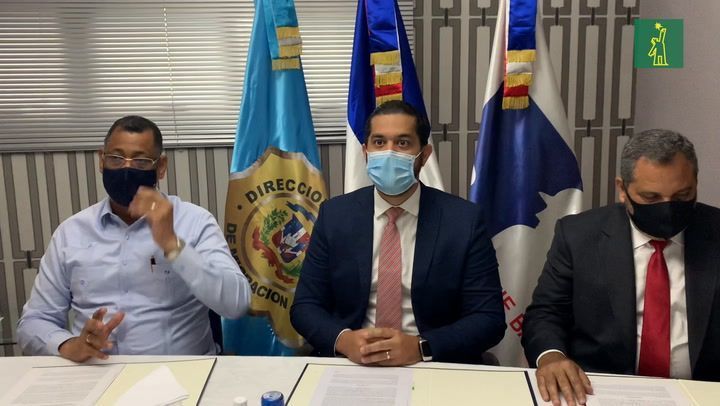 Migración y MLB coordinarán ingreso al país de prospectos internacionales