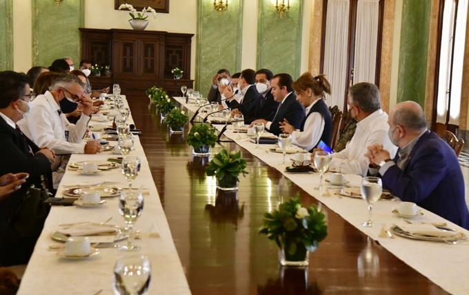 El gobierno tiene plan para enfrentar la venta de bebidas adulteradas