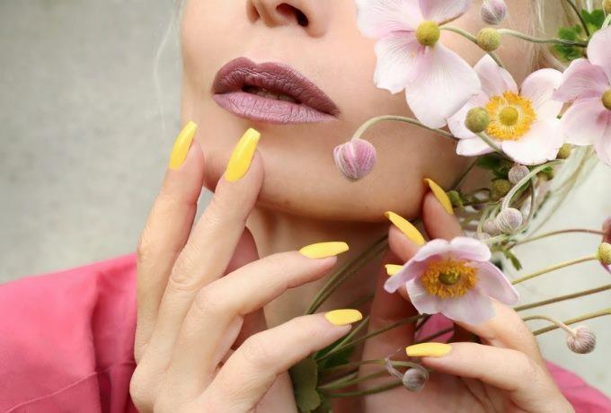 Formas, colores y diseños en las manicuras de primavera