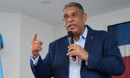 Ministro acoge petición de auditar a la Policía