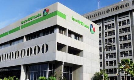 La firma Fitch Ratings confirma calificaciones al Banco BHD León