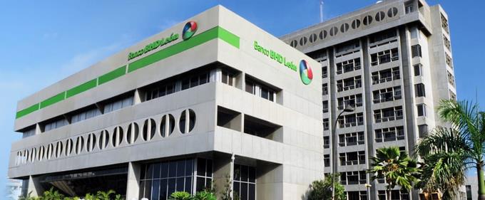 La firma Fitch Ratings confirma calificaciones al Banco BHD León