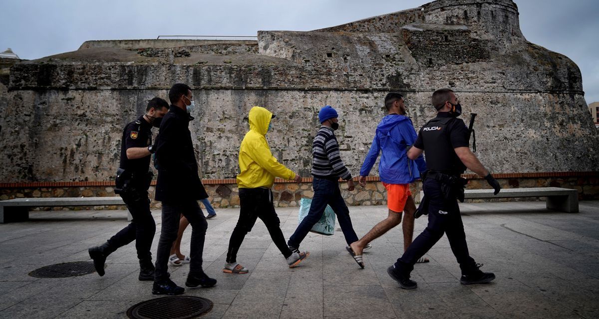 Ceuta, los niños abandonados de la migración