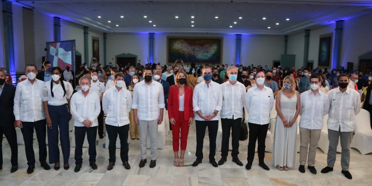Grupo Piñero congrega a 300 agentes de viajes en el lanzamiento de Soltour Travel en RD