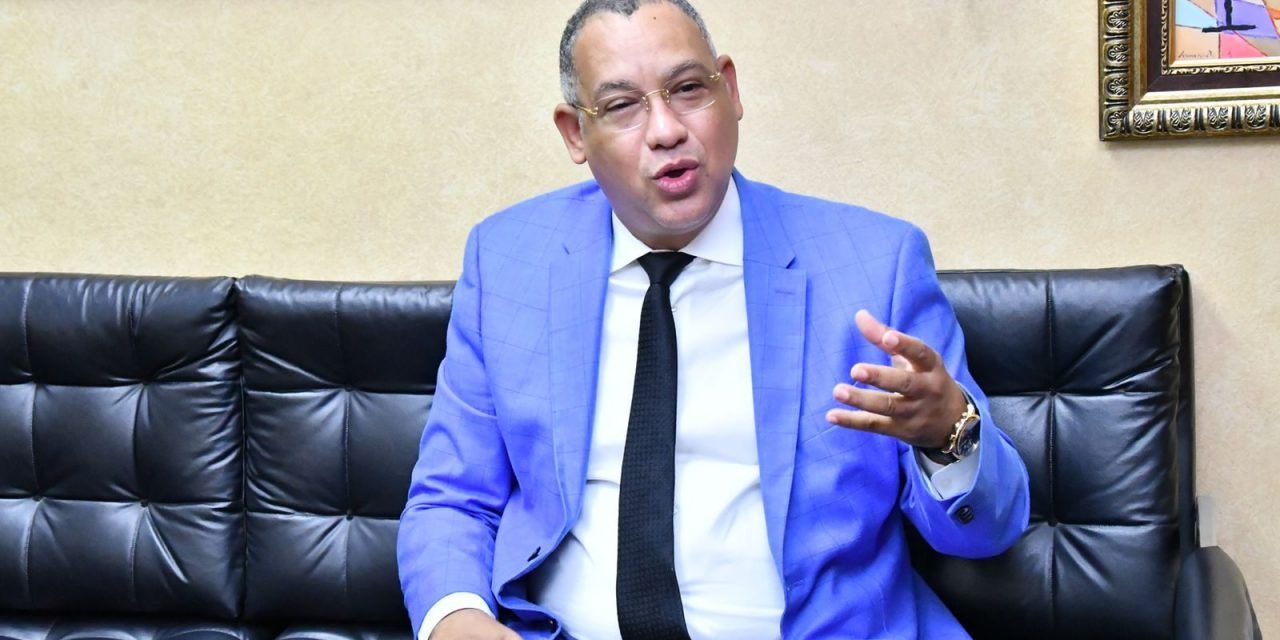 Diputado resta importancia a las tres causales “Yo no estoy ni con los azules ni con los verdes, yo estoy con el Código”